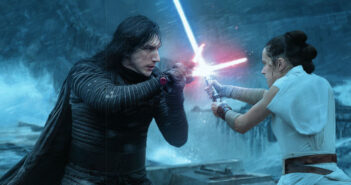 Adam Driver and Daisy Ridley in "Star Wars: The Rise of Skywalker"
