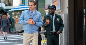 Ryan Reynolds and Lil Rel Howery in "Free Guy"