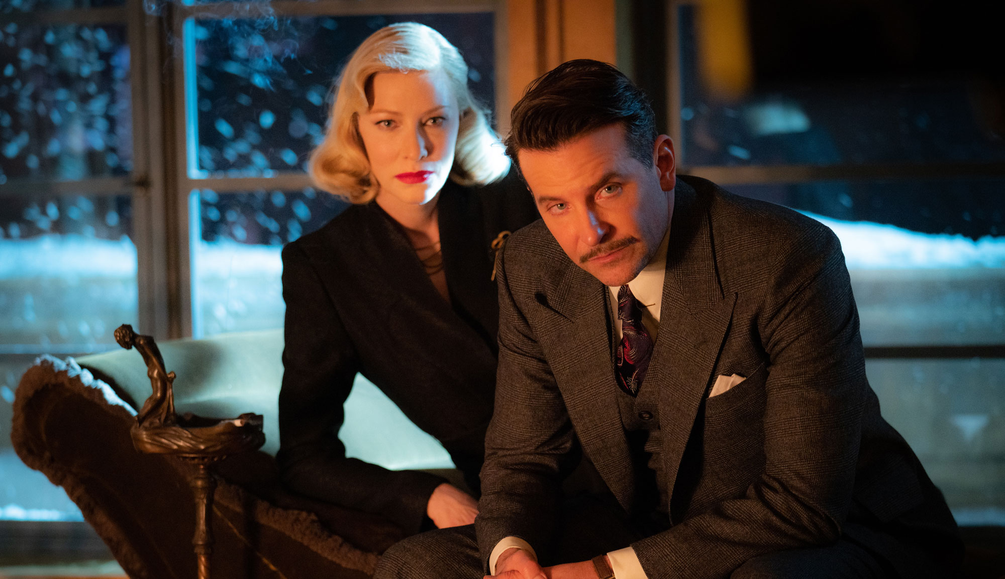 Bradley Cooper and Cate Blanchett in "Nightmare Alley"