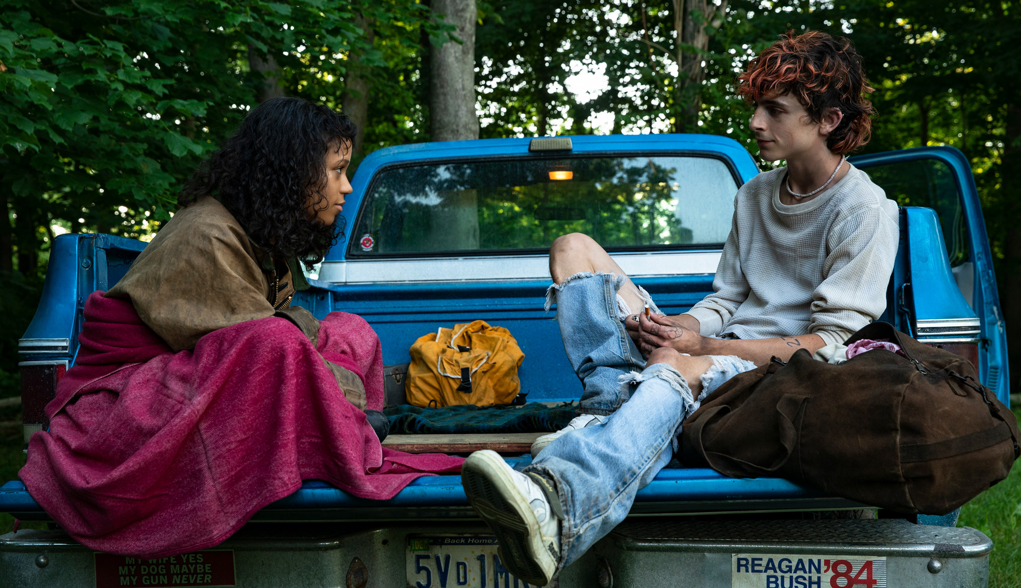 Timothée Chalamet and Taylor Russell in "Bones and All"
