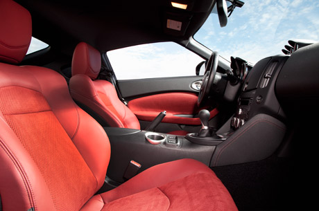 2010 Nissan 370Z Coupe: 40th Anniversary Edition interior