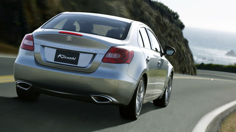 2012 Suzuki Kizashi Sport rear view
