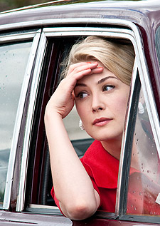 Rosamund Pike
