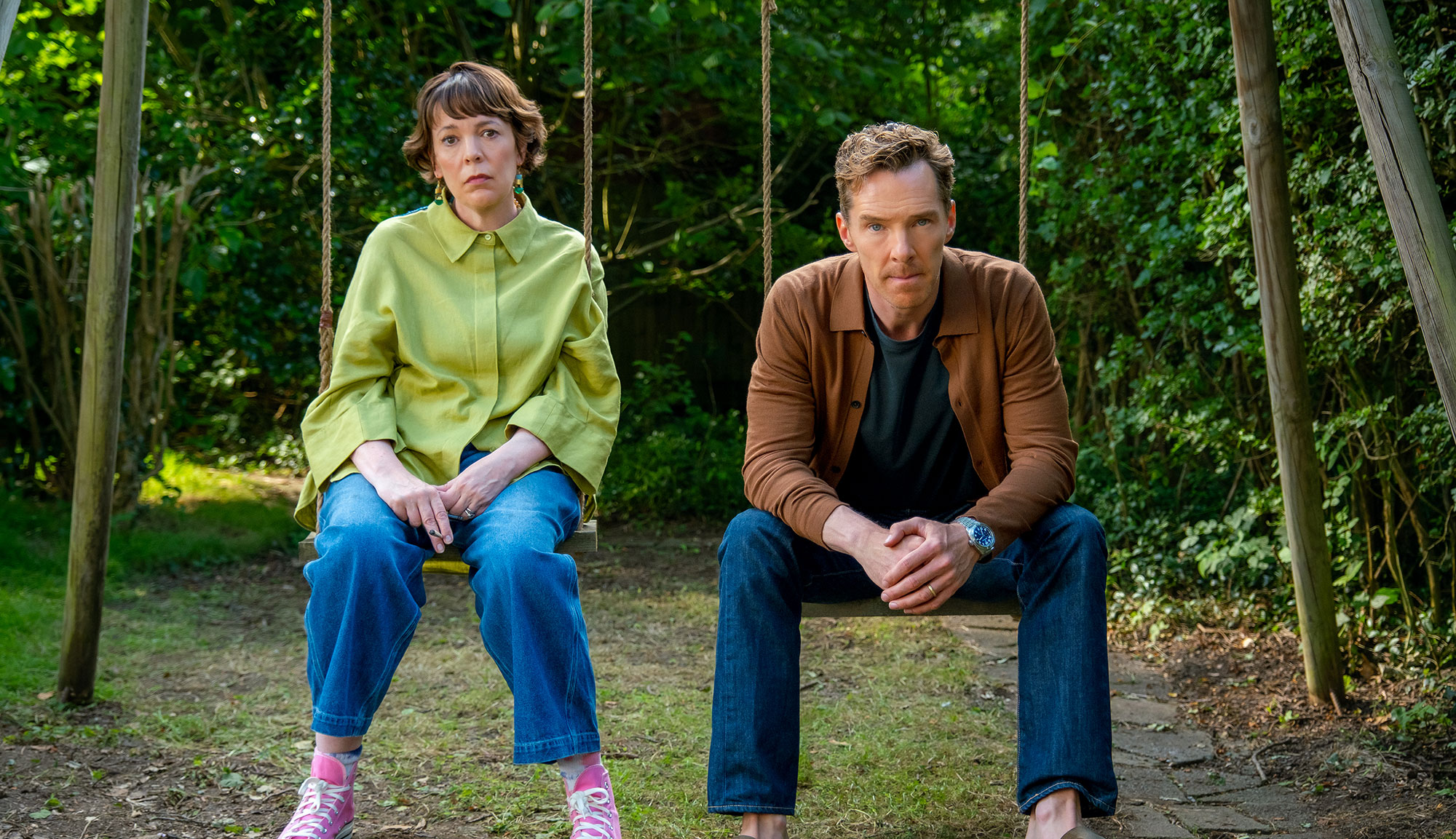 Benedict Cumberbatch and Olivia Colman in "The Roses"