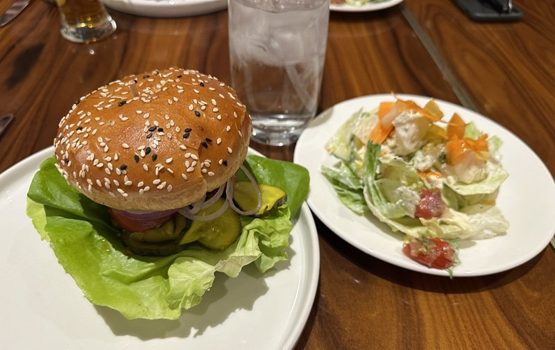 hamburger at Planet Hollywood Gordon Ramsay Burger joint