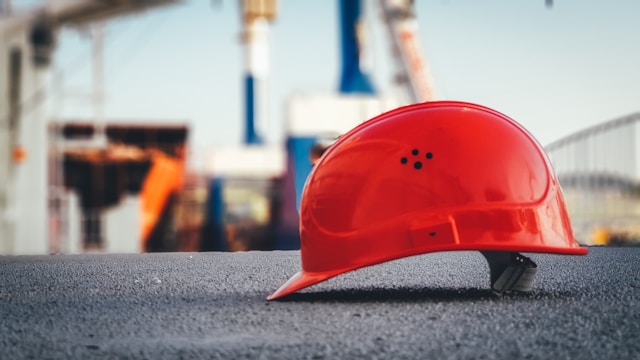 red hardhat