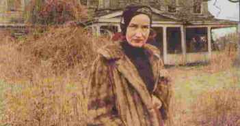 Movie Review: Grey Gardens / The Beale of Grey Gardens