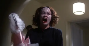 Movie Review: Mommie Dearest