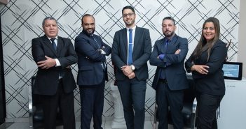 6 Clear Signs it’s Time to Call an Attorney lawyers