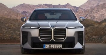 2027 bmw 7 series front grille view