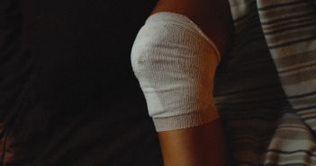 wrapped knee